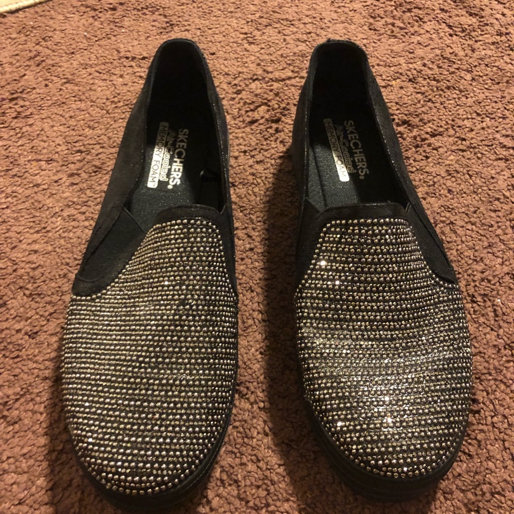 Sketchers memory foam slip-ons
